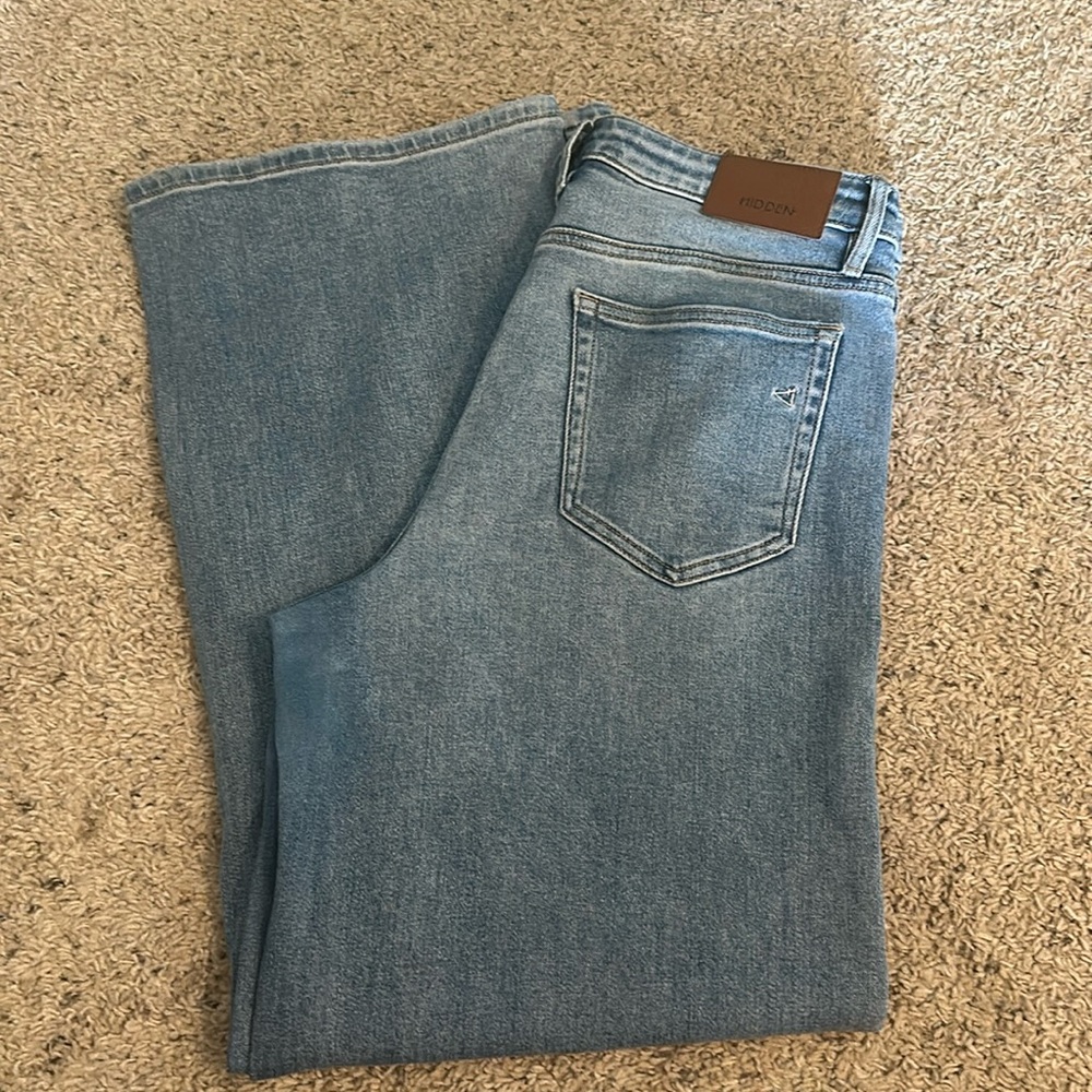 HIDDEN Nori Wide Leg Jeans 👖